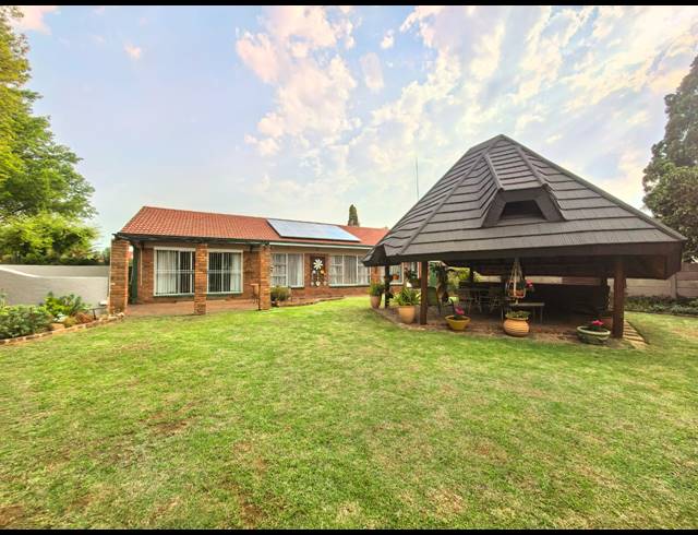3 BEDROOM HOUSE FOR SALE IN VAALPARK